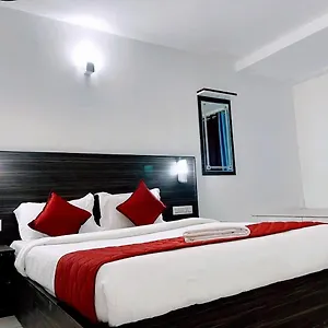 Skylark Holidays Hotel Munnar