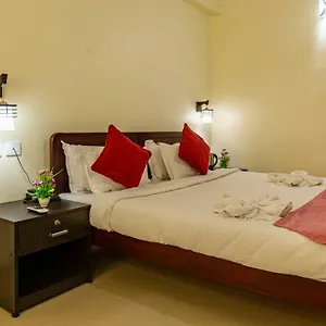 https://woodside-residency-685509.kerala-hotels.net